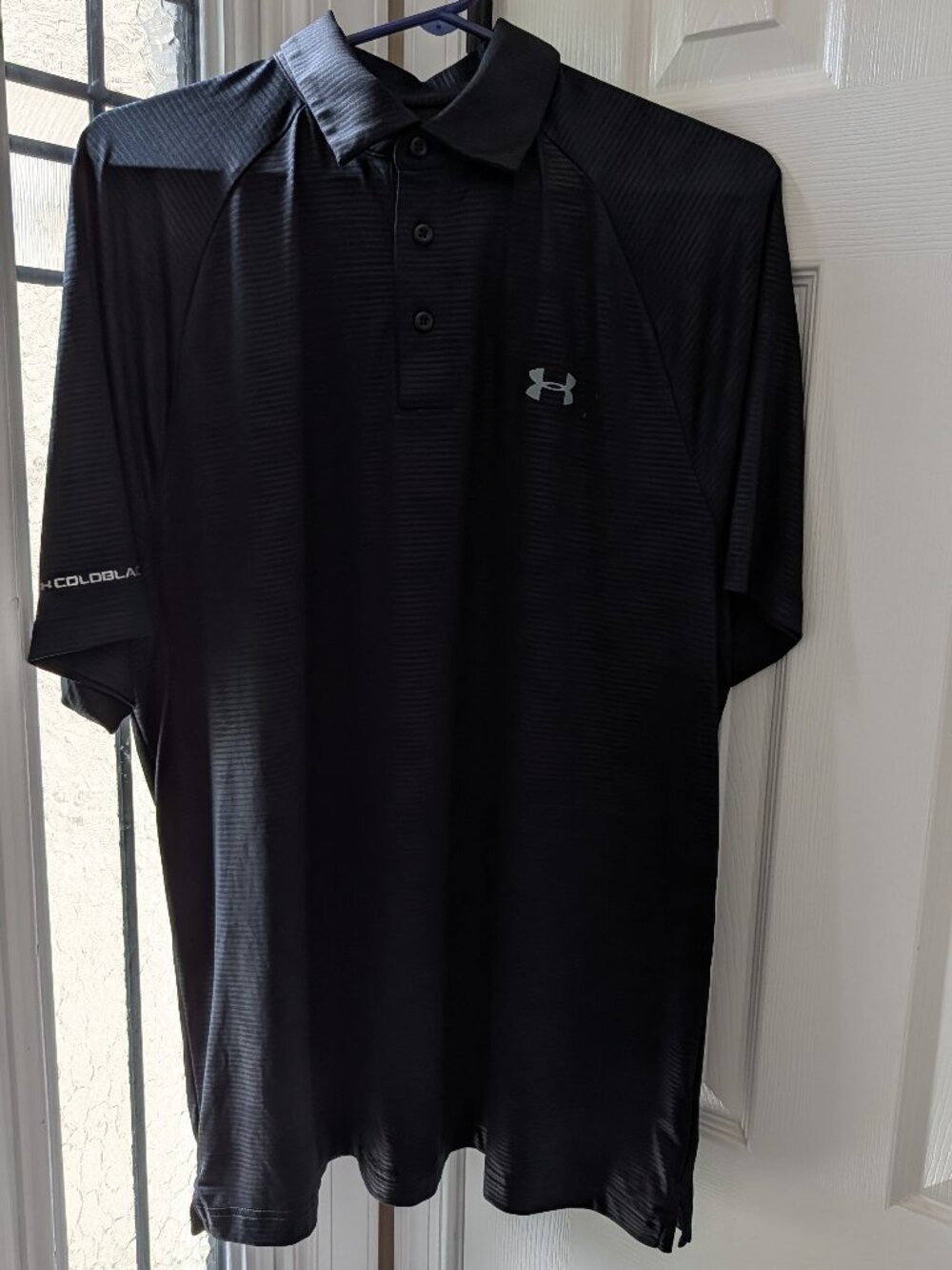 Beat the Heat in Style: Rare Under Armour Coldblack Golf Polo (Men’s XL)